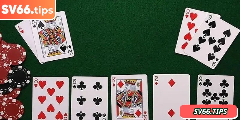 Tối đa hóa giá trị bộ bài của mình so với các đối thủ là mục tiêu chơi xì tố